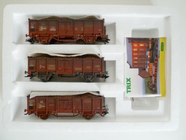 Trix gebruikt materiaal 24026 Trix Wagenset "Zuckerrübentransport" van de DB z.g.a.n in doos